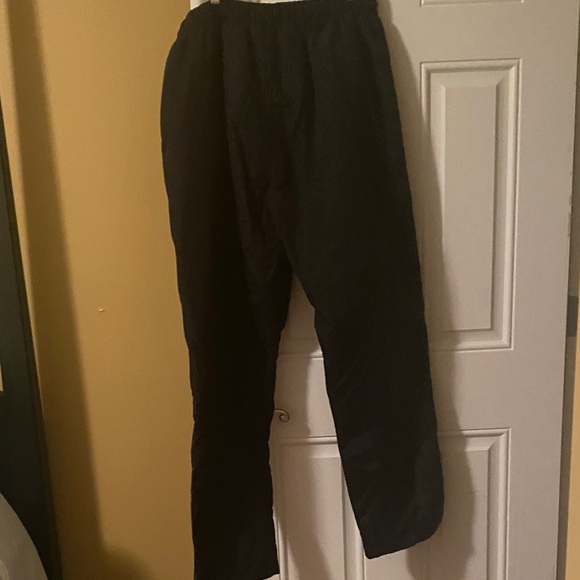 L.L. Bean Men's light weight ski pants in black - Picture 4 of 4